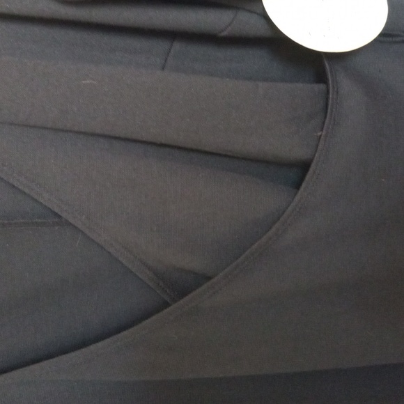 Emma Michelle LBD very lightweight wrinkle free great for travel. - Picture 2 of 7